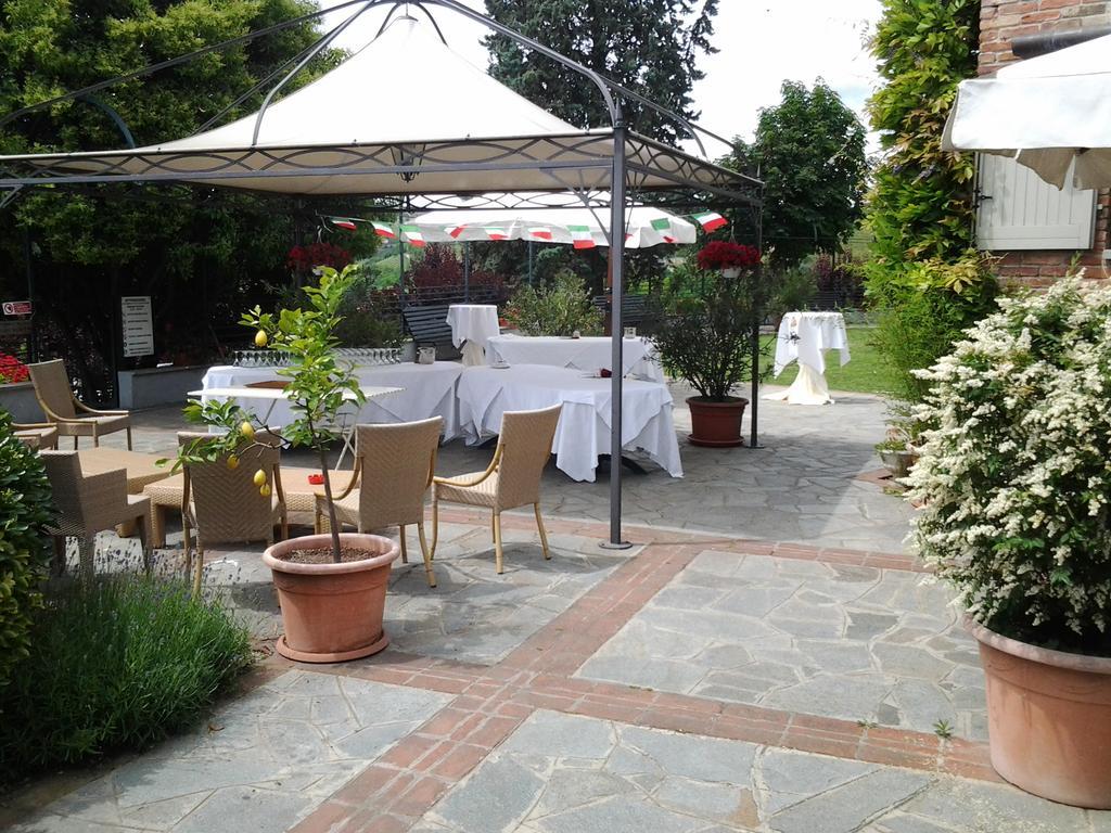 Locanda Del Boscogrande Montegrosso dʼAsti المظهر الخارجي الصورة