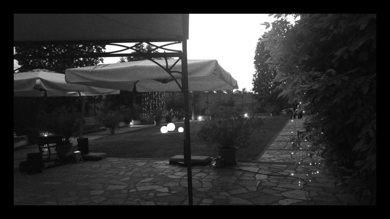 Locanda Del Boscogrande Montegrosso dʼAsti المظهر الخارجي الصورة